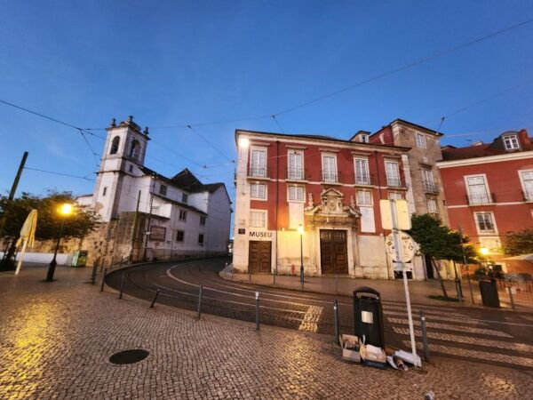 2-Hour Private Tour of Lisbon - The Sum Up