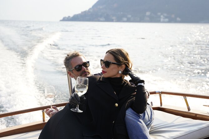 2-Hour Private Tour of the Magical Lake Como With Classic Boat - Good To Know