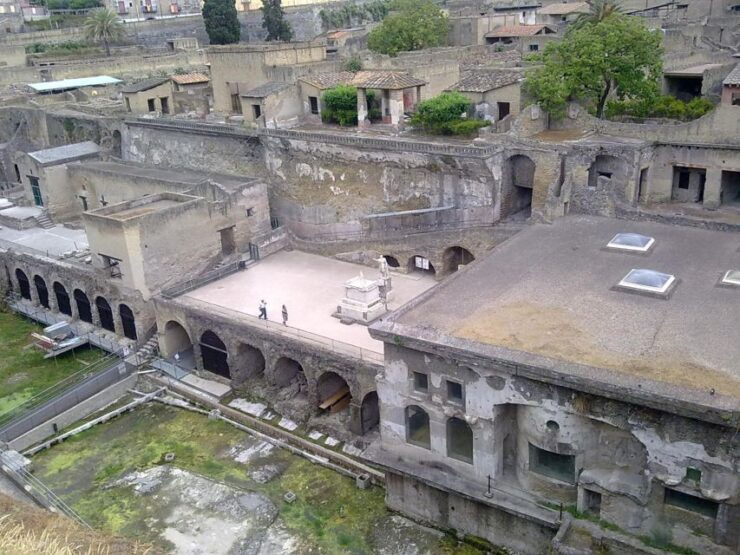 2-Hour Private Tour of the Ruins of Herculaneum - Booking Details