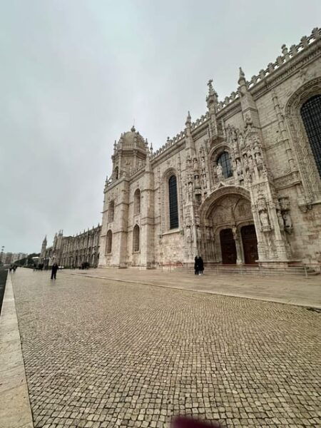 2 Hour Private Tuk Tuk Tour to Discover Belém - Meeting Point