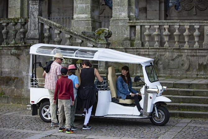 2 Hour Private Tuktuk Tour in Porto to Monastery and Cellars - Customer Reviews