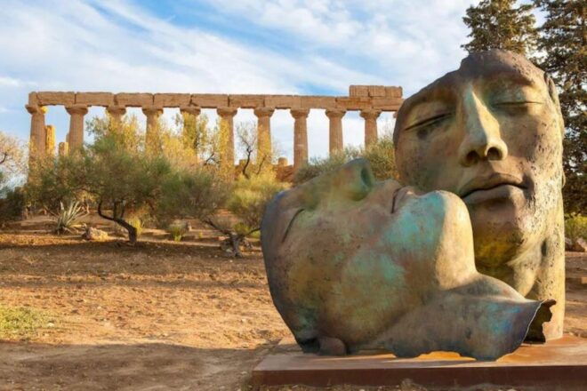 2-hour Private Valley of the Temples Tour in Agrigento - UNESCO Heritage Site