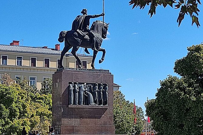 2-Hour Private Walking Tour in Zagreb City With Guide (Up to 10) - Included Services