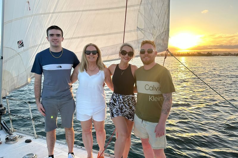 2-Hour Sailing Cruise Small Group with Refreshments in Gold Coast - What the price buys