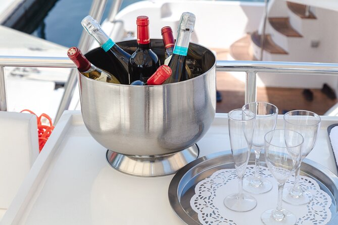 2-Hour Shared Dubai Marina Yacht Tour With Breakfast and Drinks - Booking Information