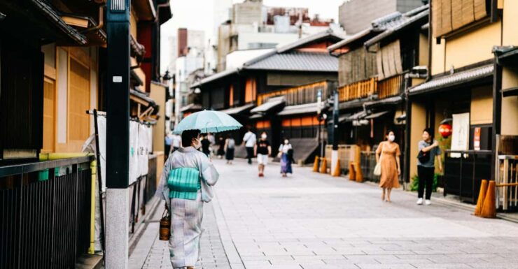 2-Hour Shopping Tour Plan / Private - Unique Shopping Experience