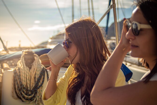 2 Hour Sunrise Sailing Tour in Barcelona - Overview and Pricing