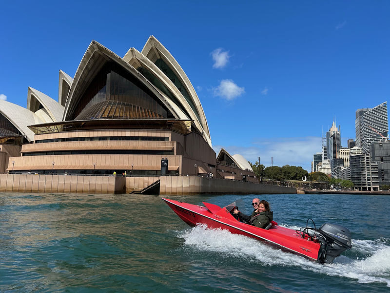 2-Hour Sydney Harbour Icons Self-Drive Boating Adventure - Taking the wheel at Rose Bay