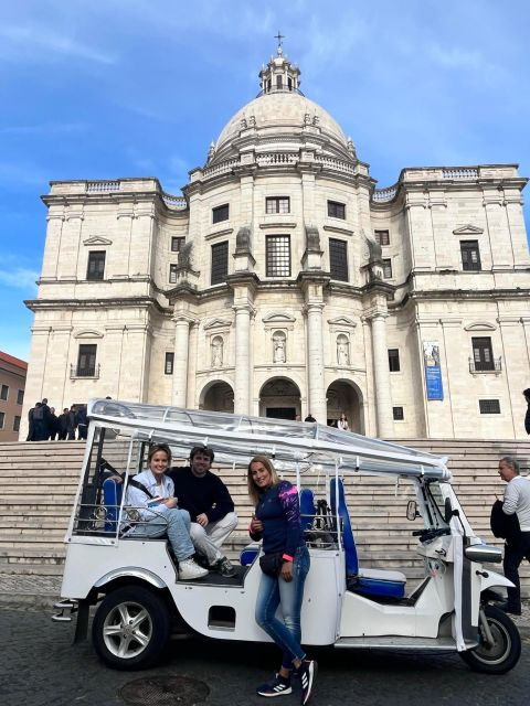 2-Hour Tour Around Lisbon - Environmentally Friendly Transportation