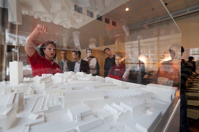 2-Hour Tour Through the Former Industrial Area Sulzerareal - Art and Culture in the Area