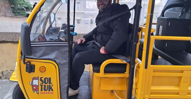 2-Hour Tuk Tuk Tour Through the Best of Madrid With Audio Guide - Good To Know