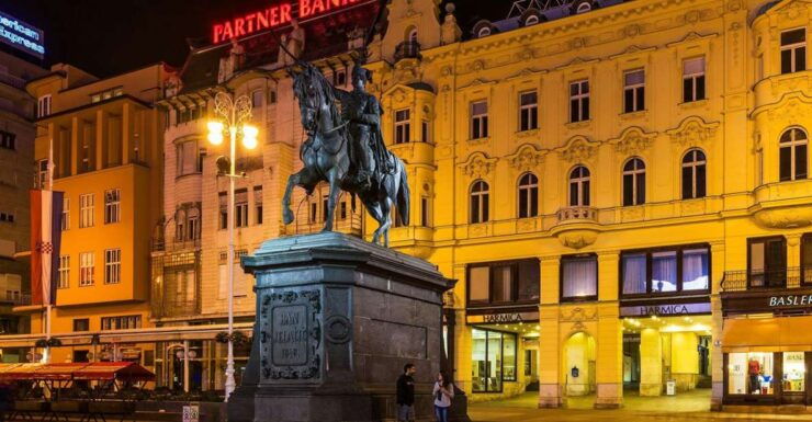 2-Hour Unveiling Zagreb: A Captivating History Tour - Tour Highlights