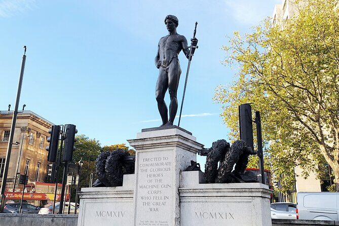 2 Hour Walking Tour from Buckingham Palace to Big Ben - The Sum Up