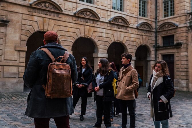 2 Hour Walking Tour Through Treasures of the Marais - Meeting and Pickup
