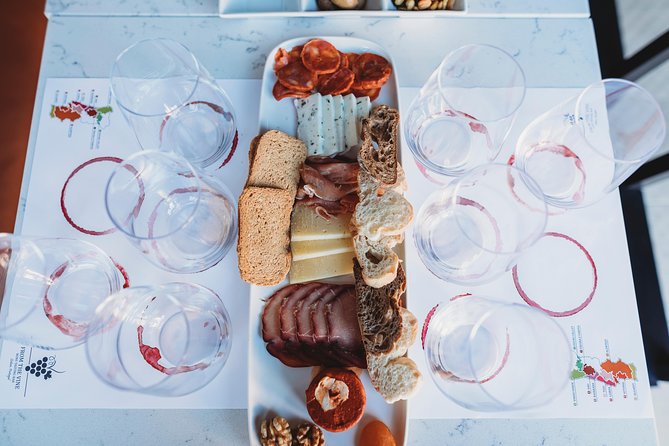 2 Hour Wine Tasting and Cheese Lunch in Portuguese Wine Bar - Flexible Cancellation Policy for Peace of Mind