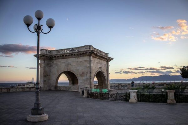 2 Hours Cagliari Walking Tour - Inclusions