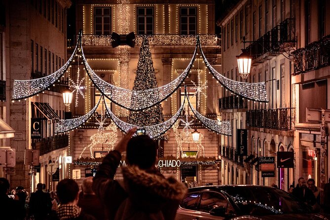 2 Hours Christmas Lights Creative Photography in Lisboa - Good To Know