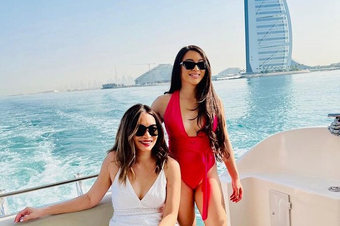 2 Hours Dubai Marina 50ft Private Luxury Yacht Sightseeing Tour - Private Luxury Yacht Experience