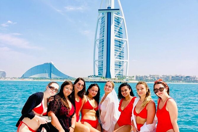 2 Hours Dubai Marina 50ft Private Luxury Yacht Sightseeing Tour - The Sum Up