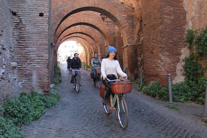 2-Hours EBike Tour in Trastevere and Gianicolo Hill - Inclusions Provided