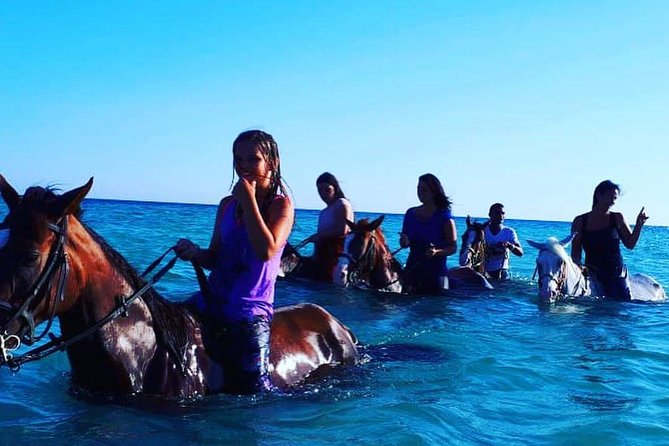 2 Hours Horse Riding 1H on the Sea and 1H in Desert From Hurghada - Common Questions