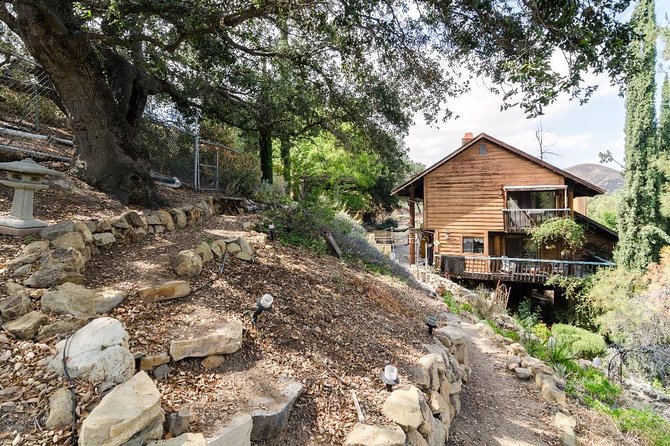 2 Hours Horseback Riding Adventure in Agoura Hills - Inclusions and Safety