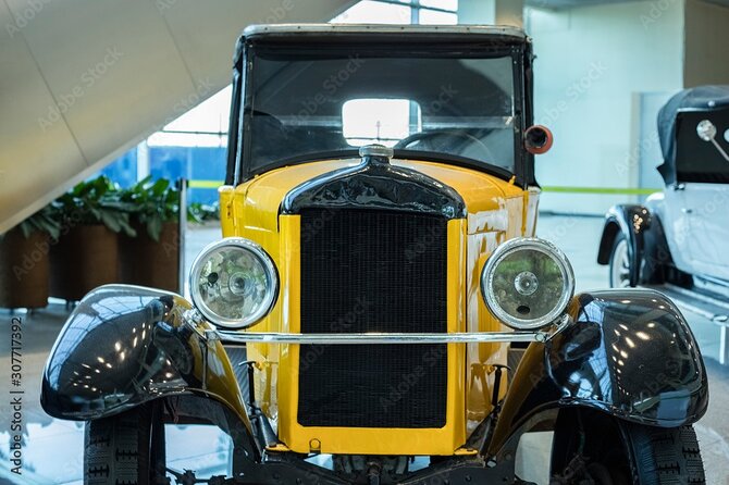 2 Hours Paris Private Vintage Car Tour With Hotel Pick up and Drop - Hotel Pickup and Drop-off