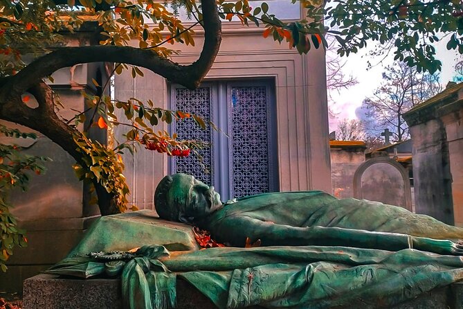 2 Hours Père Lachaise Cemetery Small Group Tour - Tour Details