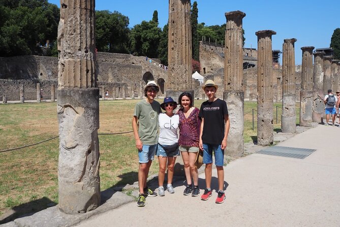 2 Hours Pompeii Group Tour With Archaeologist Guide and Skip the Line - Meeting Point and End Point