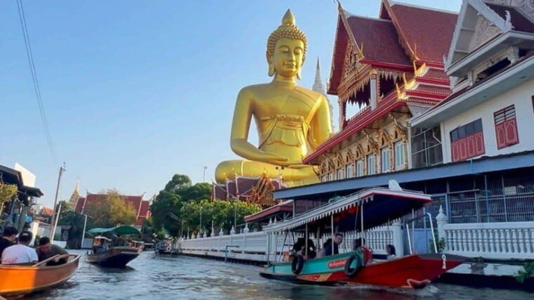 2 Hours Private Bangkok Canal Boat Tour by Long-Tail Boat - Exploring the Canals