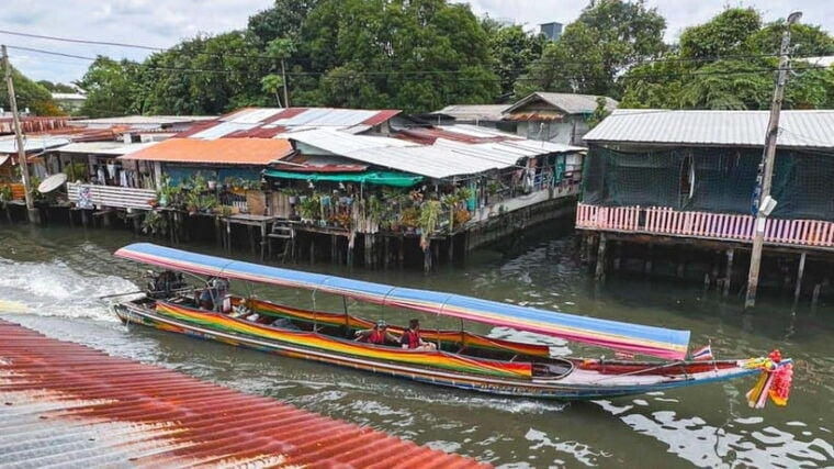 2 Hours Private Bangkok Canal Boat Tour by Long-Tail Boat - Cultural Insights