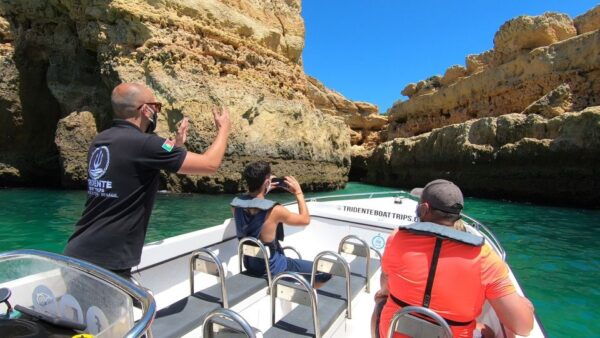 2 Hours Private Benagil Caves and Beaches Boat Tour - Tour Description