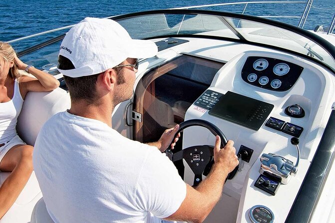 2 Hours Private Boat Tour Como - Famous Mansions and Landmarks