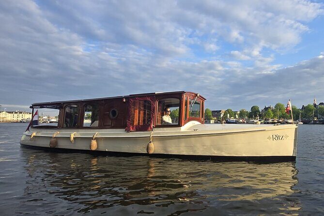 2 hours Private Boat Tour in Amsterdam with welcome drink - Good To Know