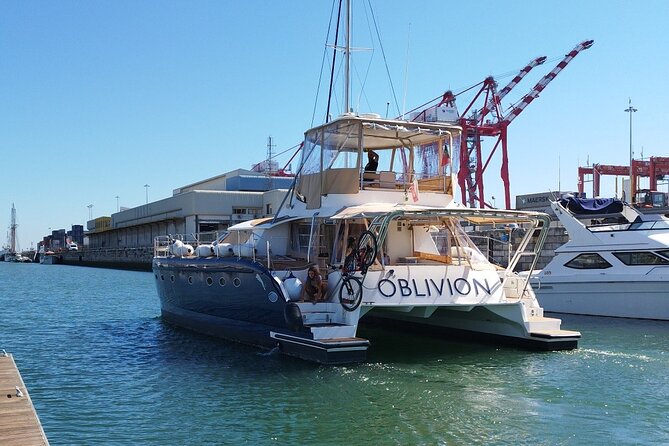 2 Hours Private Catamaran Tour in Lisbon - Meeting Point