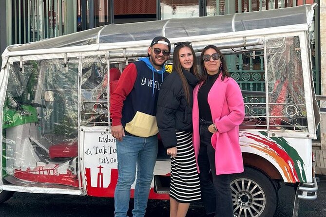 2 Hours Private Tuk Tuk Tour in Lisbon - Meeting Point
