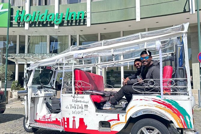2 Hours Private Tuk Tuk Tour in Lisbon - What To Expect