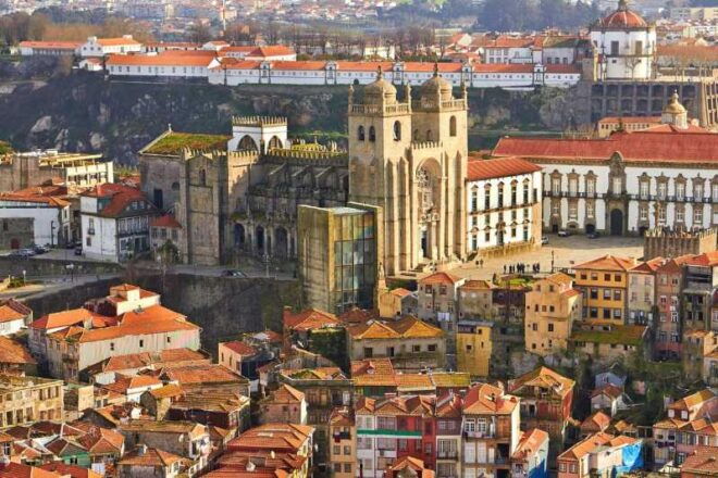2 Hours Private Walking Tour of Porto Historic Center - Tour Details