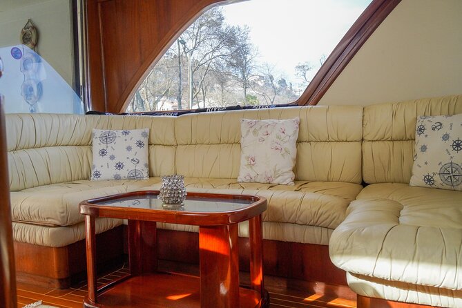 2 Hours Private Yacht Cruise on Bosphorus - Common Questions