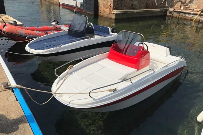2 Hours Rent Boat SuBacco Lake Como - The Sum Up