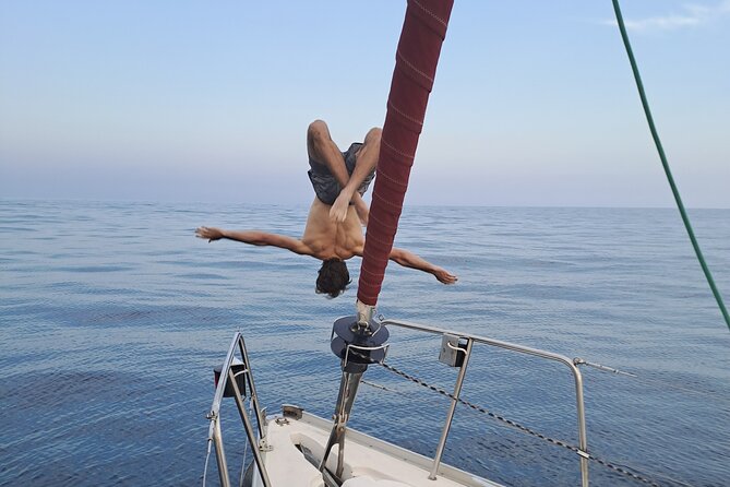 2 Hours Sailing Experience in Barcelona - Accessibility Information