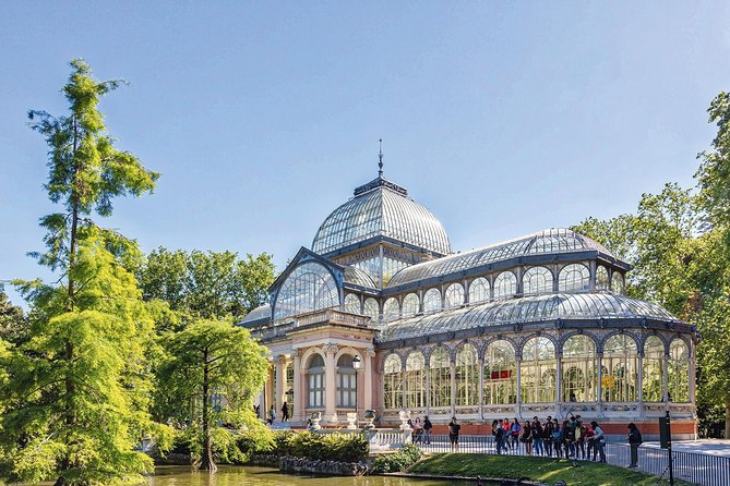 2 Hours Secrets of Madrid Retiro Park Tour - Overview of Madrid Retiro Park