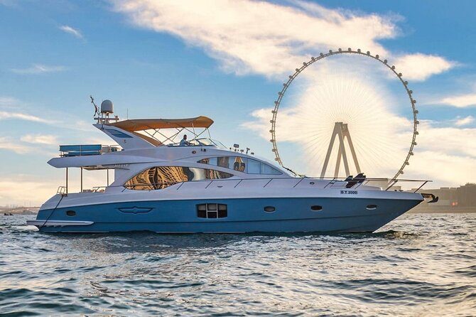 2-hours Shared Yacht Tour in Dubai Marina With Food and Drinks - Scenic Route Highlights