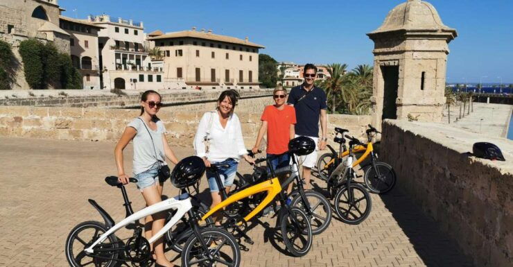 2 Hours Sightseeing E-Bike Tour in Palma De Mallorca - Booking Information