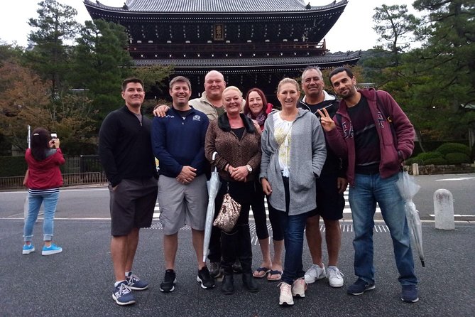 2 Hours Tour in Historic Gion: Geisha Spotting Area Tour - Tour Overview and Inclusions