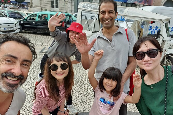 2 Hours Tuk Tuk Tour - 7 Hills Adventure in Lisboa - Reviews and Ratings