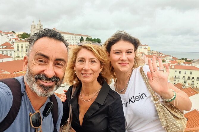 2 Hours Tuk Tuk Tour - 7 Hills Adventure in Lisboa - Pricing and Additional Information