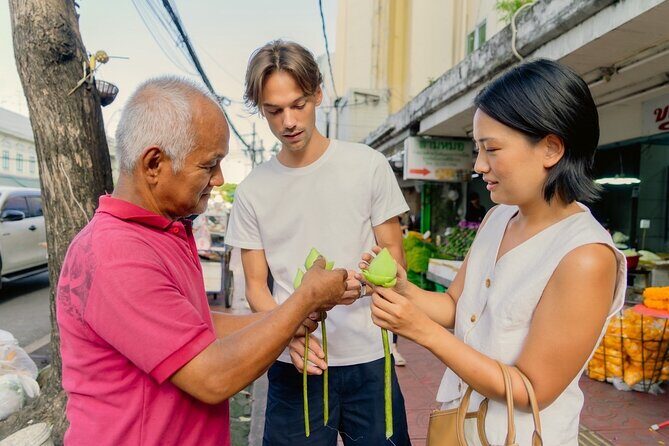 2 Hours TukTuk Adventure Bangkok Highlights - Authentic Experiences and Hidden Gems