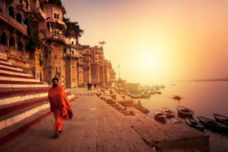2 Hours Walk & Explore The Ghats Of Varanasi With Guide - Who Should Book This Tour?