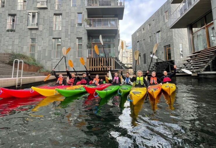 2.hr Oslo Kayak Tour “Fjord City” - Tour Duration & Guide Information
